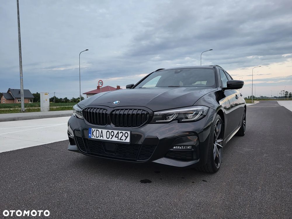 BMW Seria 3 320d Touring xDrive M Sport - 2