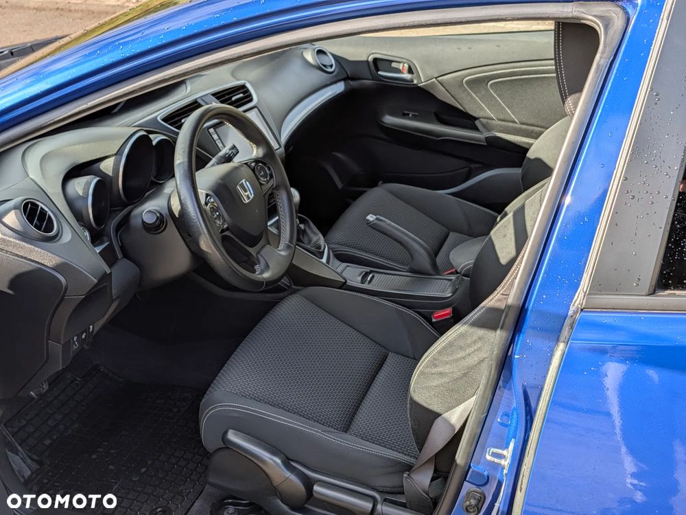 Honda Civic 1.8 Style Edition (Honda Connect+) - 15