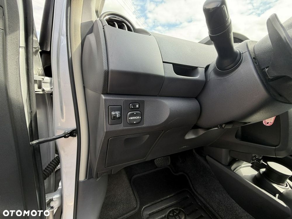 Toyota Yaris 1.33 VVT-i Multi Mode Sol - 18