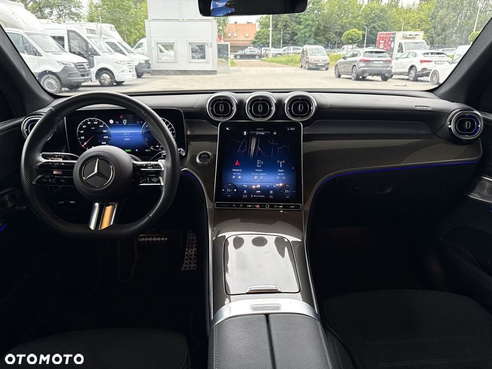 Mercedes-Benz GLC - 12