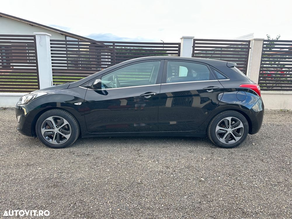Hyundai i30 1.6 CRDI Comfort - 9