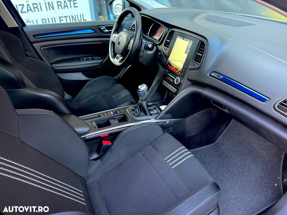 Renault Megane - 11
