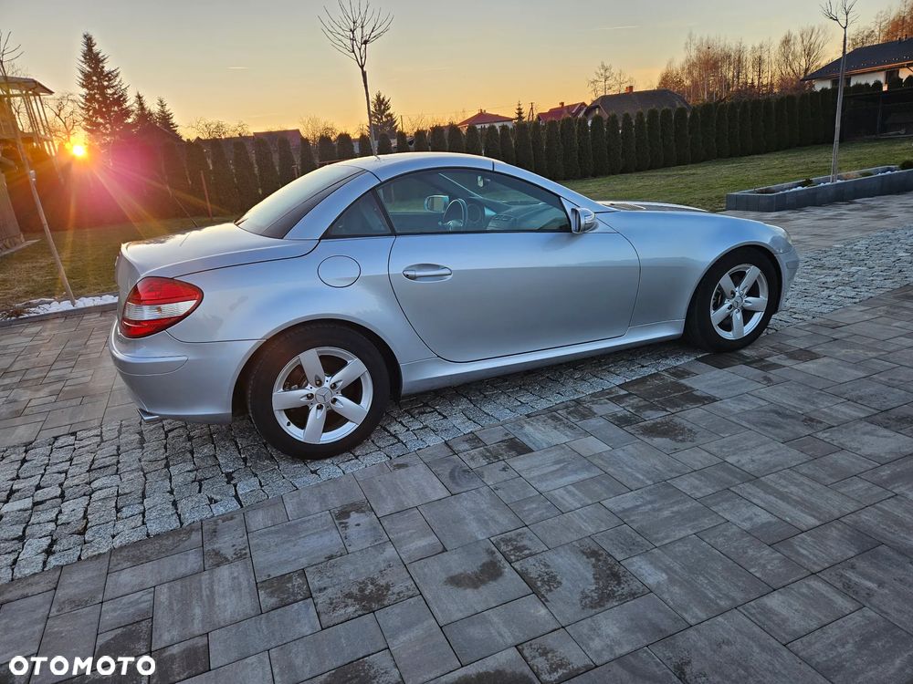 Mercedes-Benz SLK 300 Sport Edition - 3