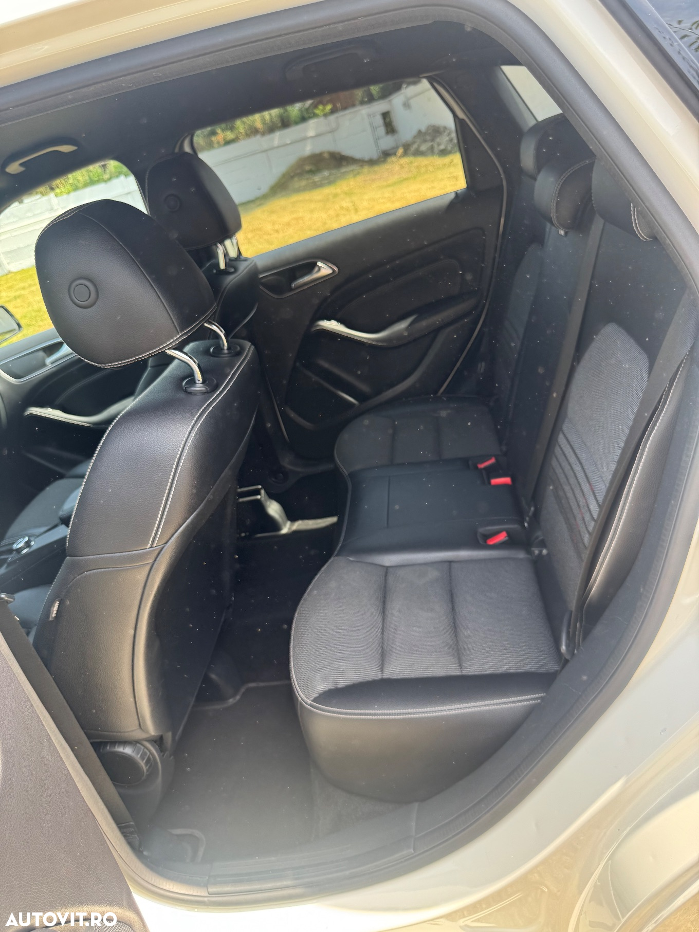 Mercedes-Benz B 180 d 7G-DCT Style - 12