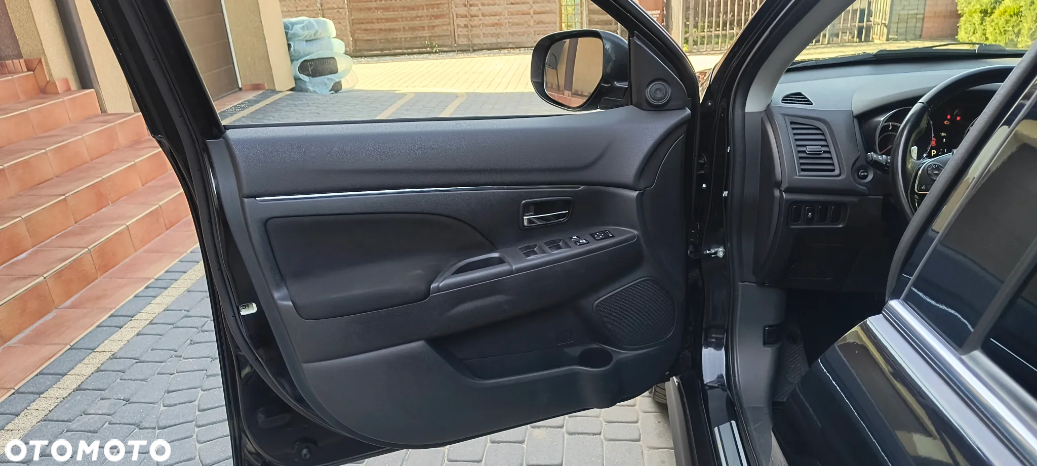 Mitsubishi ASX 2.2 DI-D 4WD Automatik Diamant Edition - 11