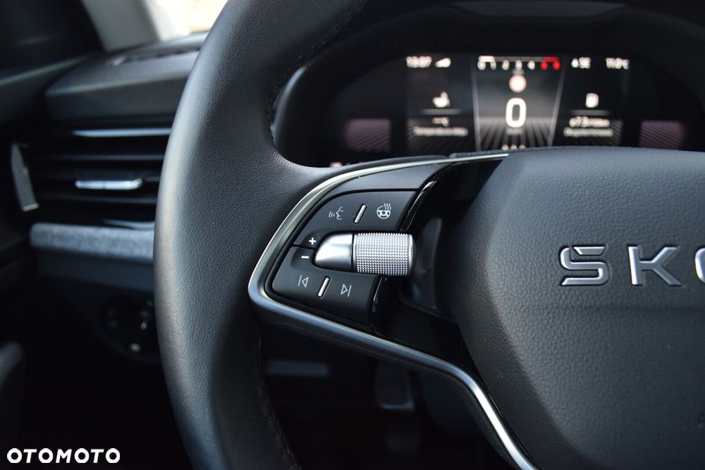 Skoda Kamiq 1.0 TSI Selection - 14