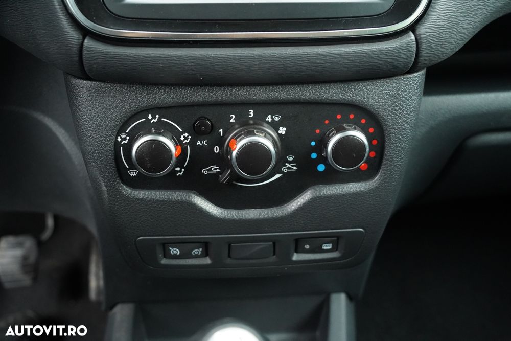 Dacia Lodgy 1.5 Blue dCi Stepway - 10