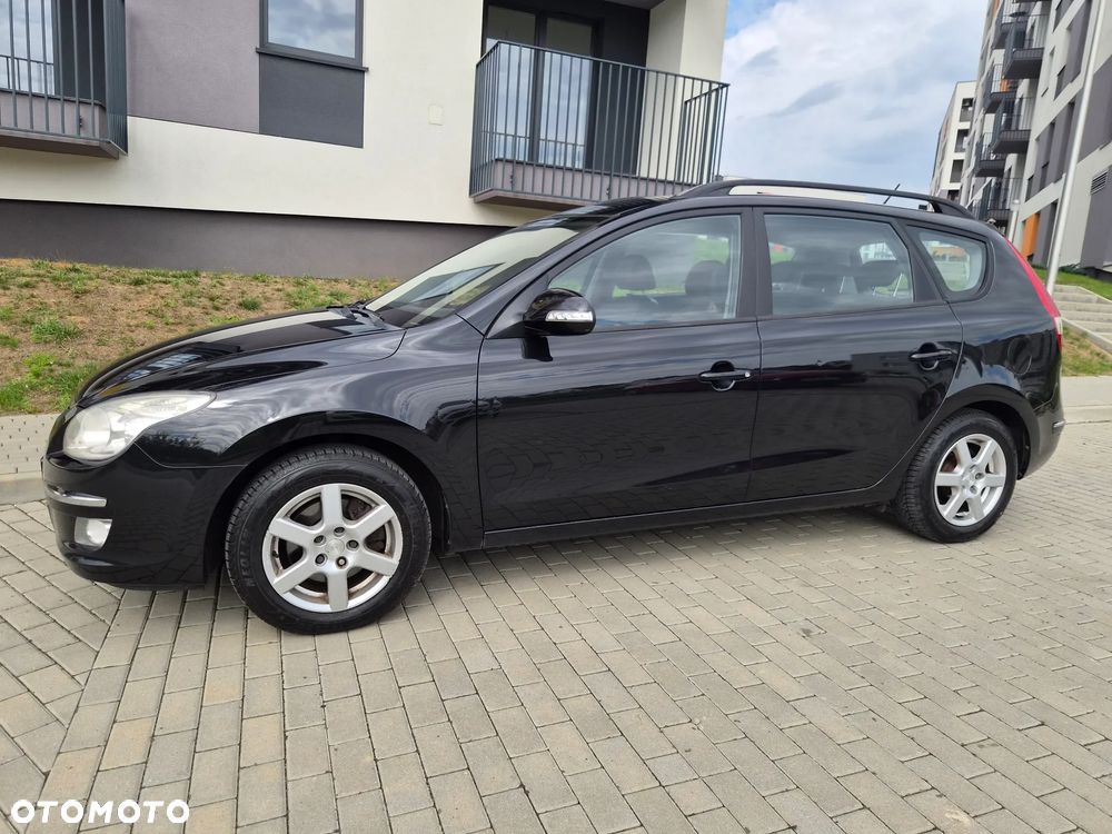 Hyundai i30 2.0 Premium - 12
