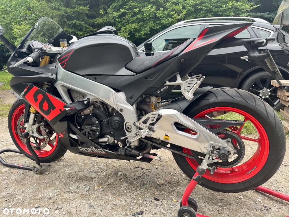 Aprilia RSV - 10