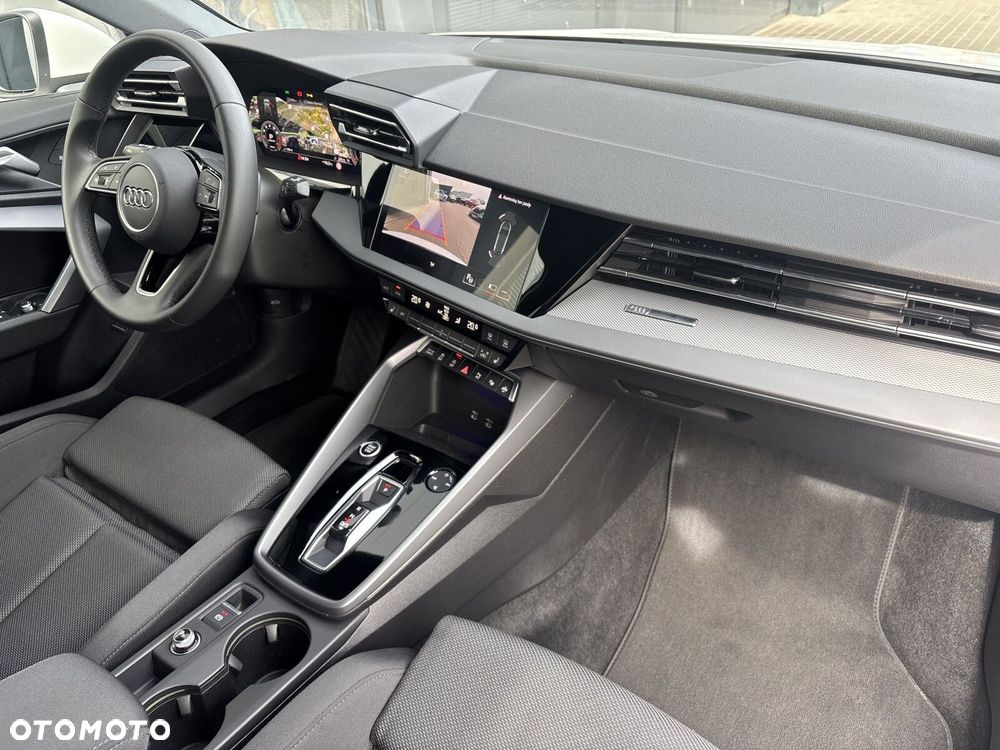 Audi A3 Sportback 35 TFSI mHEV S Line S tronic - 32