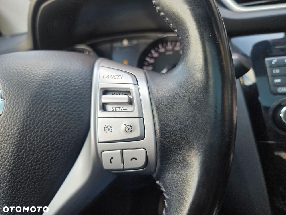 Nissan Qashqai 1.2 DIG-T Xtronic TEKNA - 16