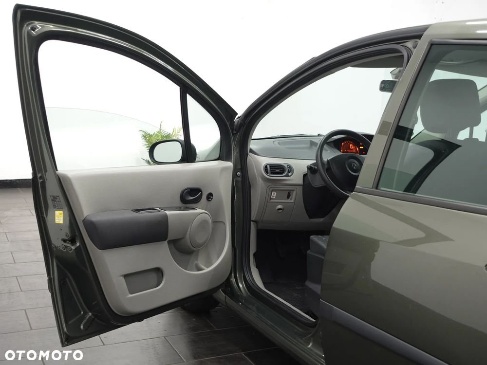 Renault Modus 1.2 16V Cite - 19