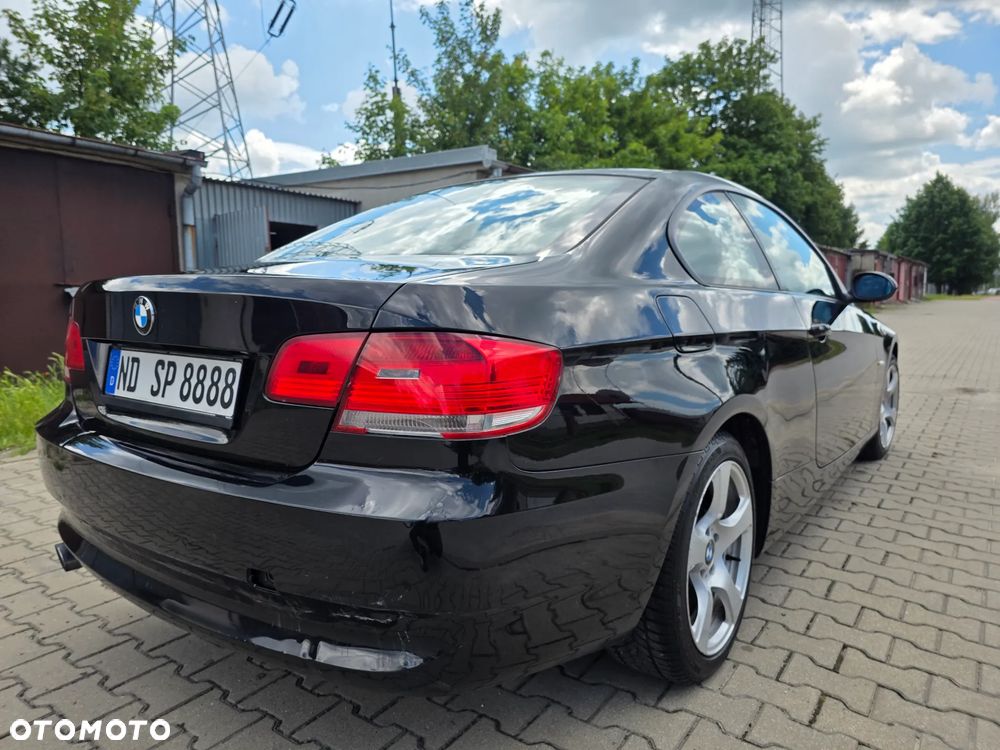 BMW Seria 3 320i Edition Exclusive - 29