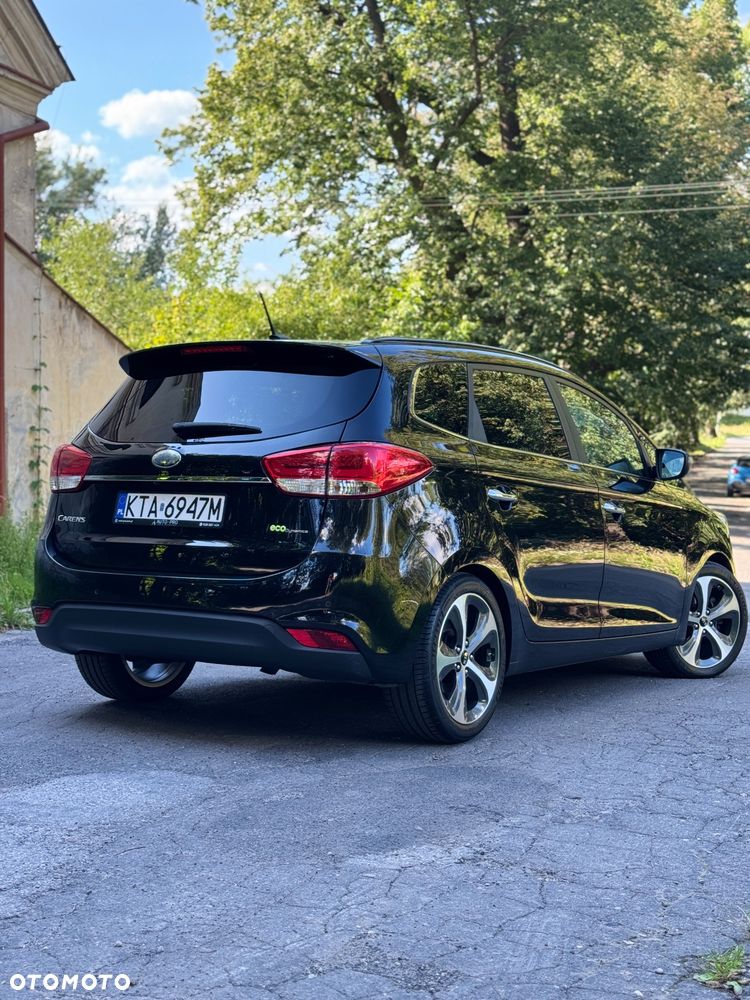 Kia Carens 1.7 CRDi L 7os - 3