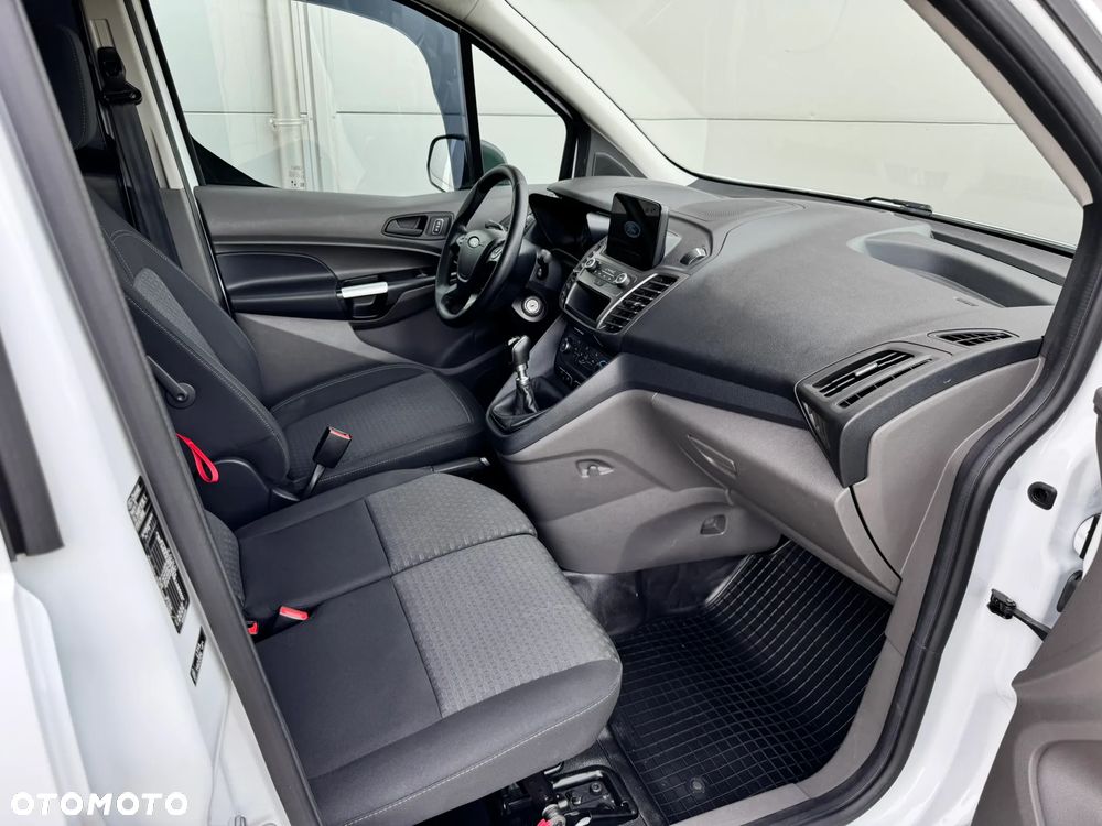 Ford Transit Connect - 20