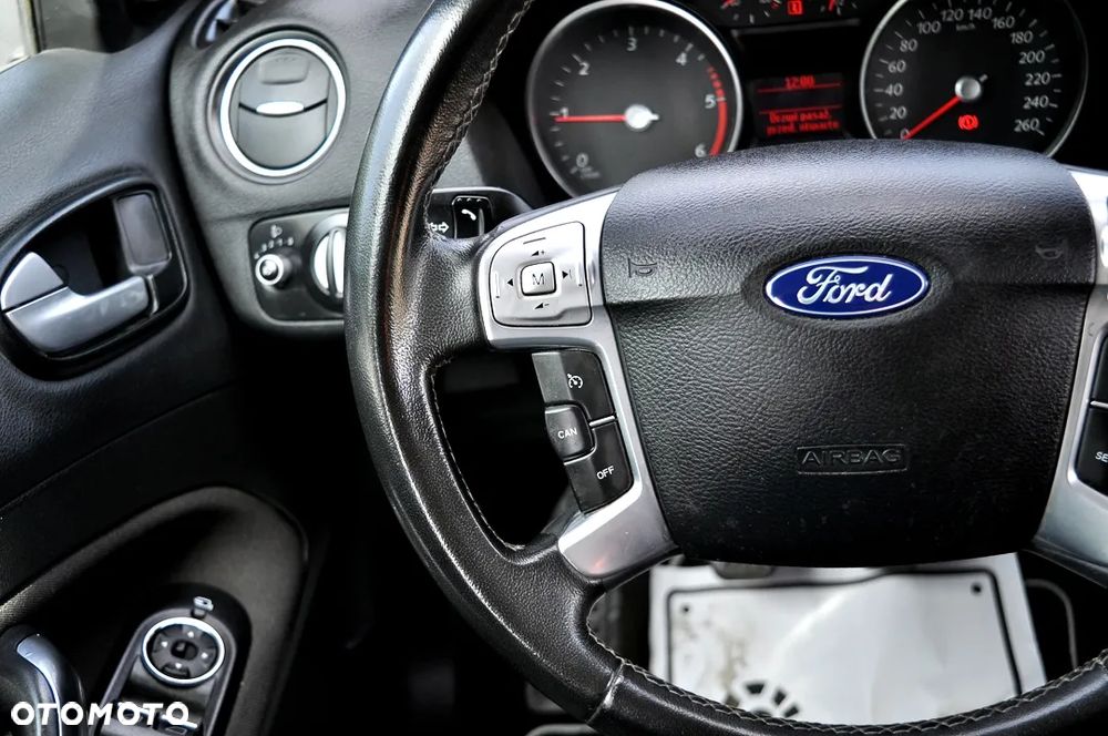 Ford Mondeo 1.8 TDCi Ambiente - 20
