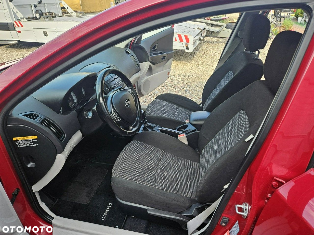 Kia Ceed - 7