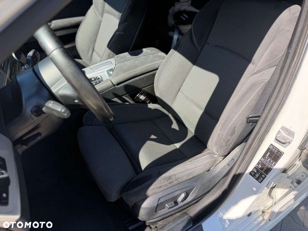 BMW Seria 5 535d xDrive - 31
