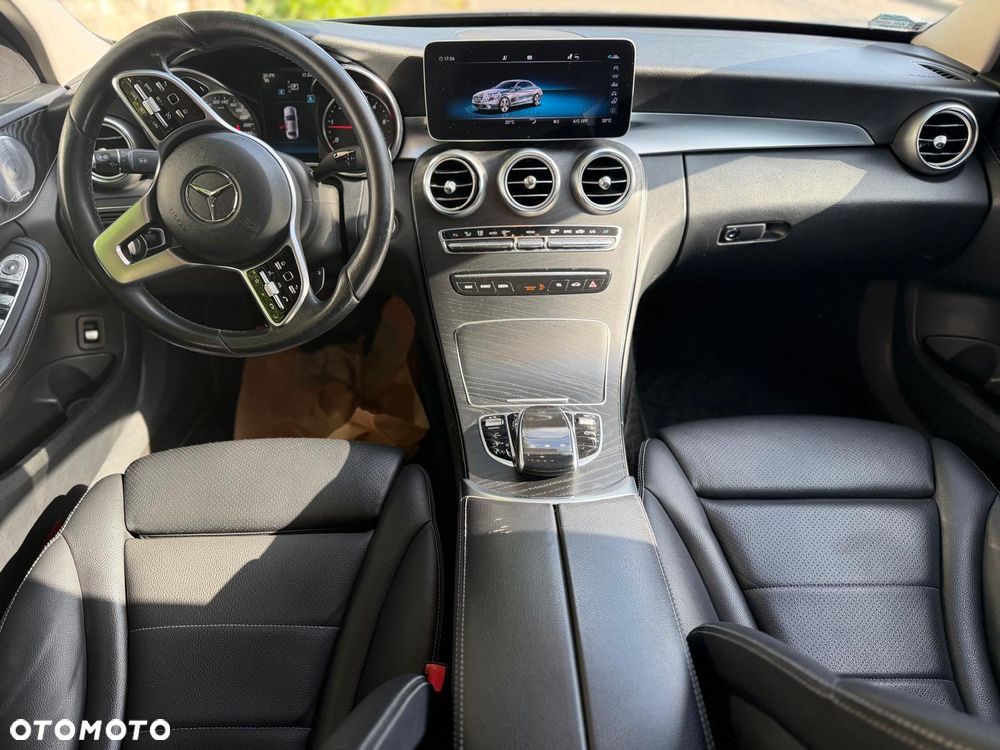 Mercedes-Benz Klasa C 220 d 4MATIC 9G-TRONIC - 14