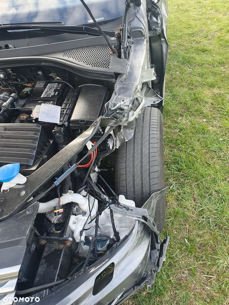 Volkswagen Tiguan 2.0 TDI SCR 4MOTION DSG Highline - 12