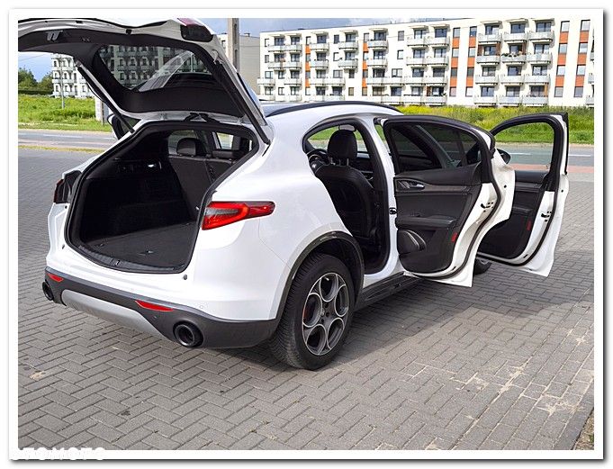 Alfa Romeo Stelvio 2.0 Turbo 16V AT8-Q4 Executive - 18
