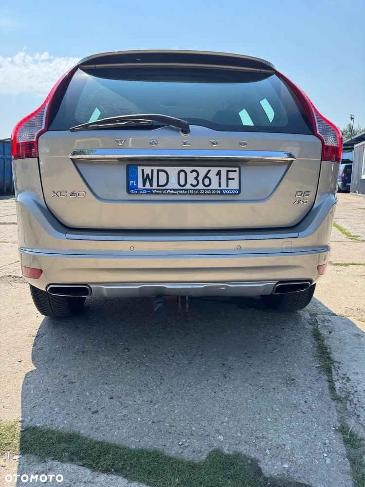 Volvo XC 60 D5 AWD Momentum - 7