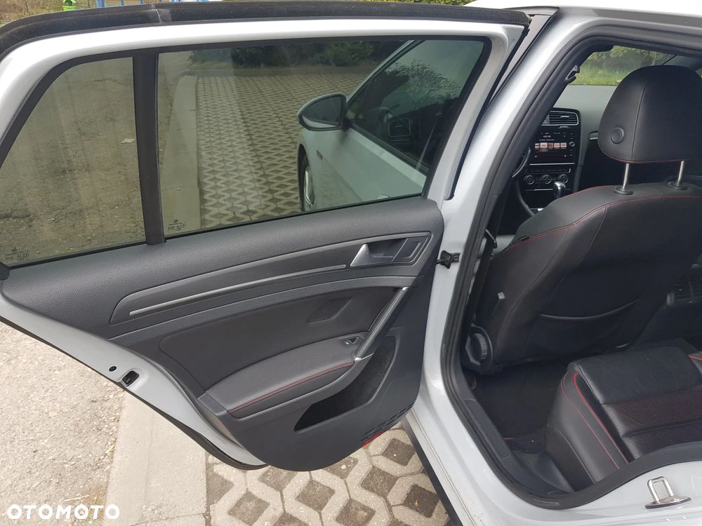 Volkswagen Golf 2.0 TSI BMT GTI Performance DSG - 14