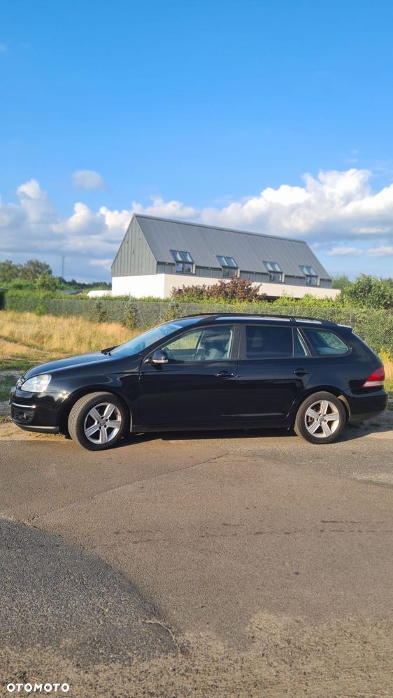 Volkswagen Golf - 14