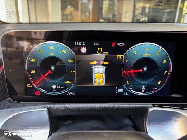 Mercedes-Benz GLB 200 7G-DCT Progressive - 35