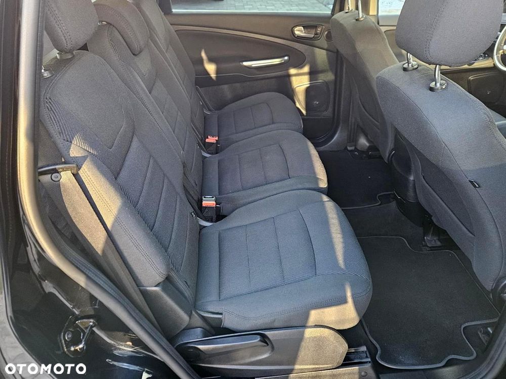 Ford S-Max 2.0 Viva Titanium - 23