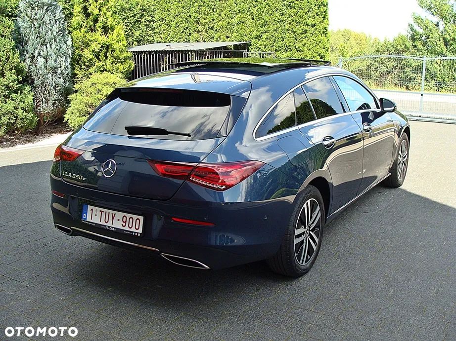 Mercedes-Benz CLA 250 e PHEV Progressive 8G-DCT - 5