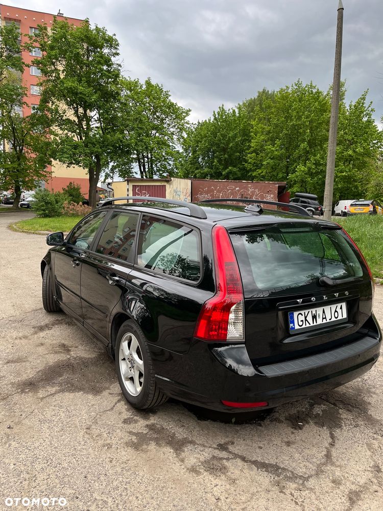 Volvo V50 D2 Momentum - 3