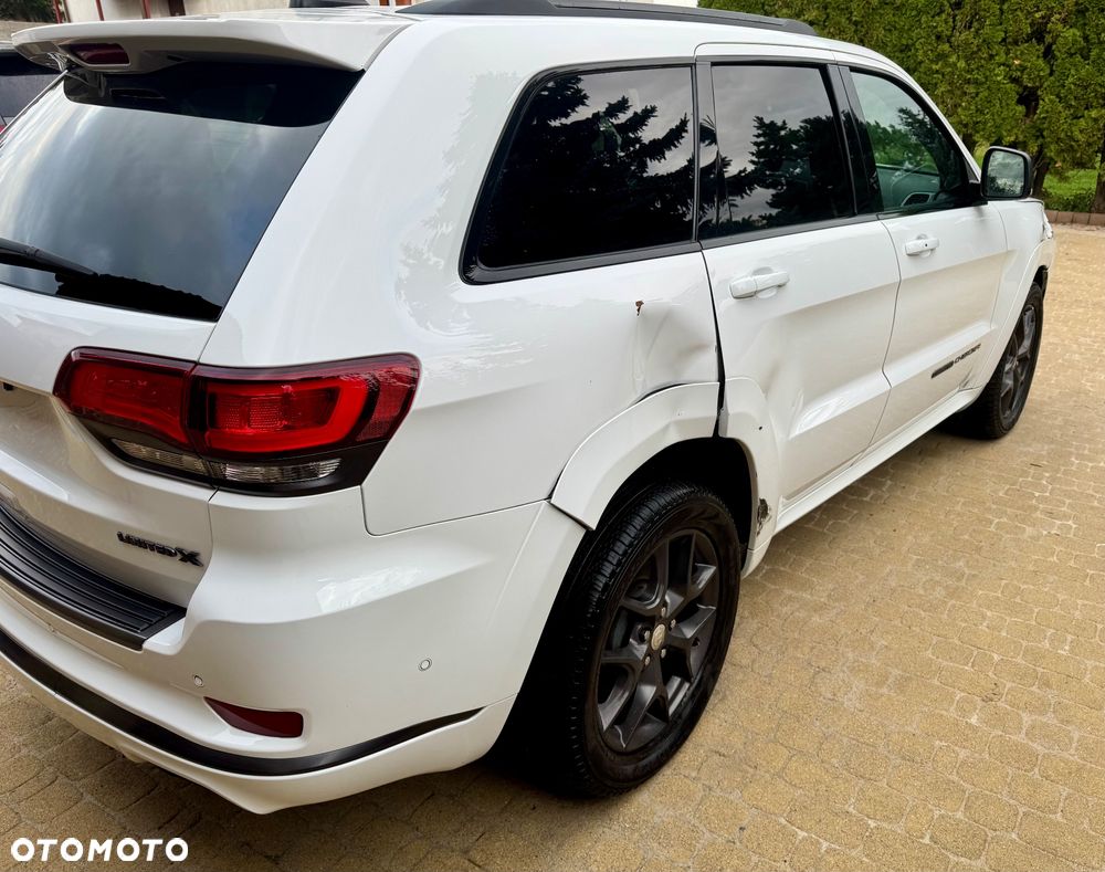 Jeep Grand Cherokee - 10