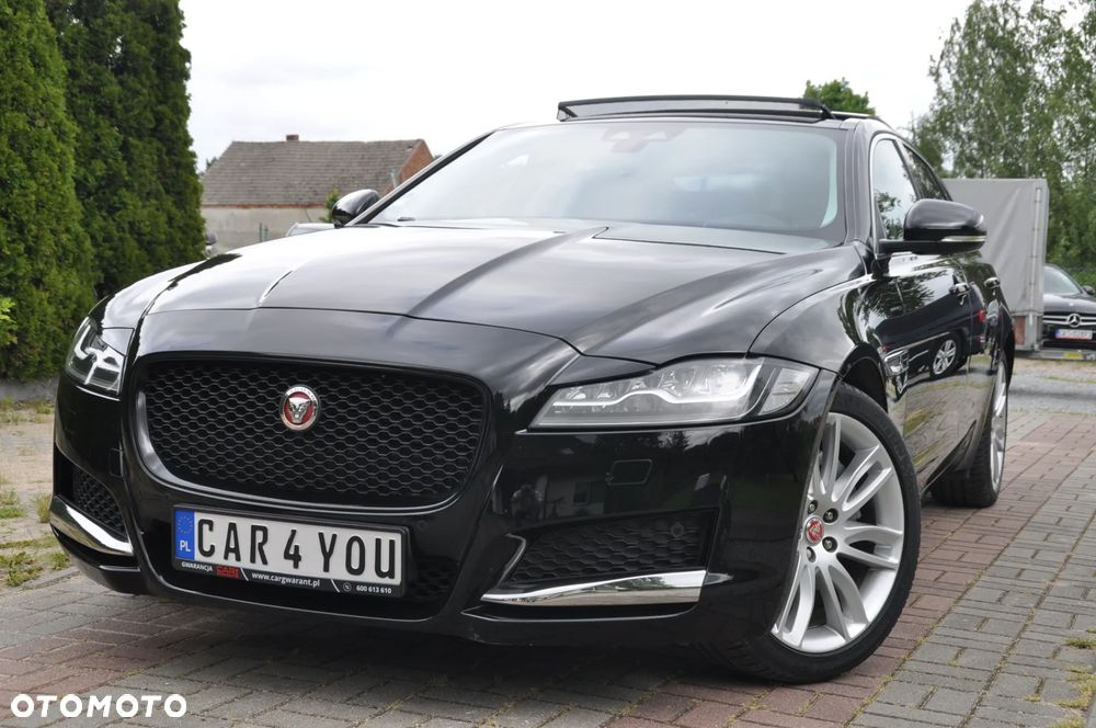 Jaguar XF 20d R-Sport - 2