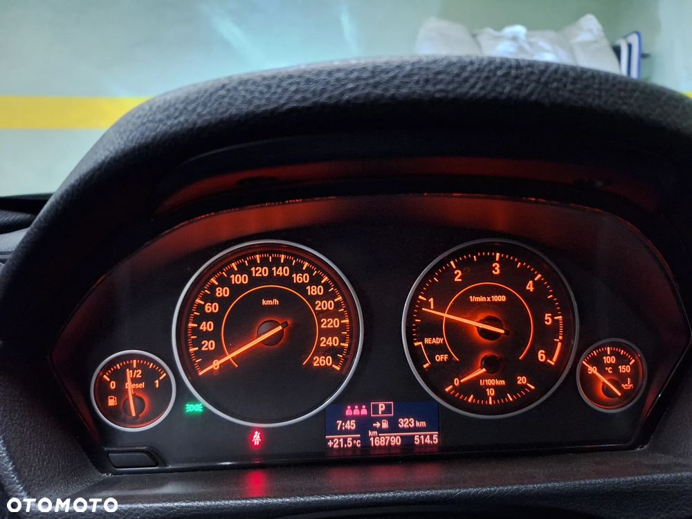 BMW Seria 3 320d Efficient Dynamics Sport Line shadow - 4