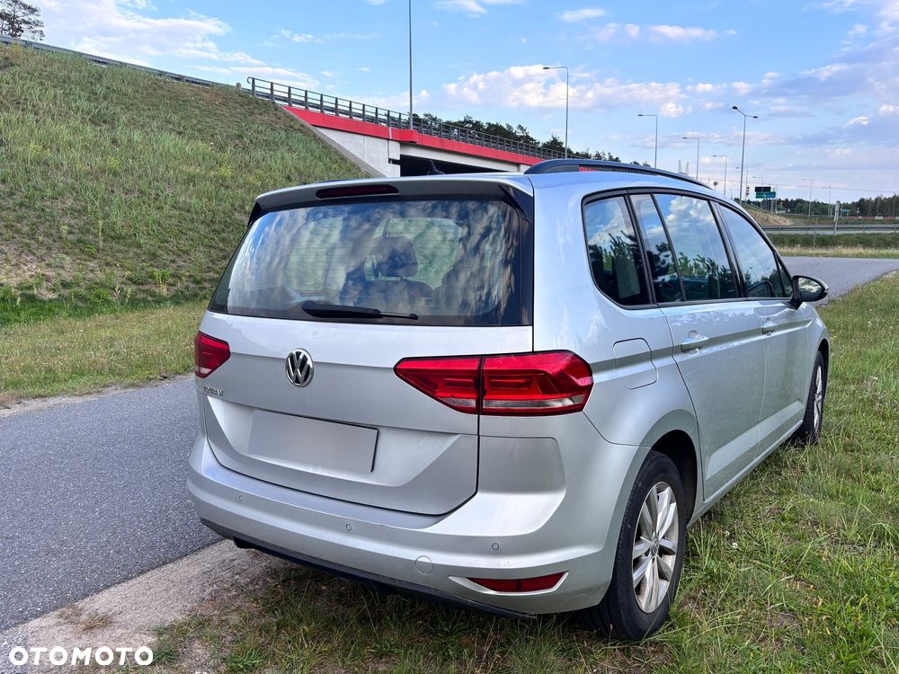 Volkswagen Touran 1.2 TSI BMT Trendline - 4