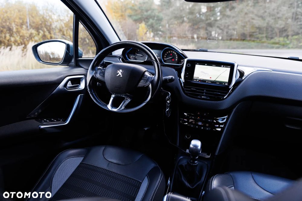 Peugeot 2008 1.5 BlueHDi Allure - 9