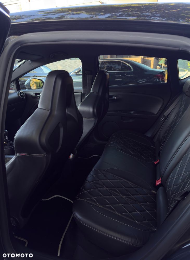 Seat Leon 2.0 TSI Cupra R - 11