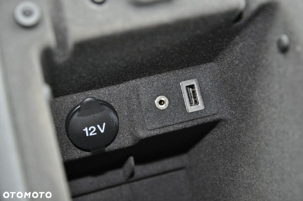 Ford S-Max 2.0 TDCi DPF Titanium - 21