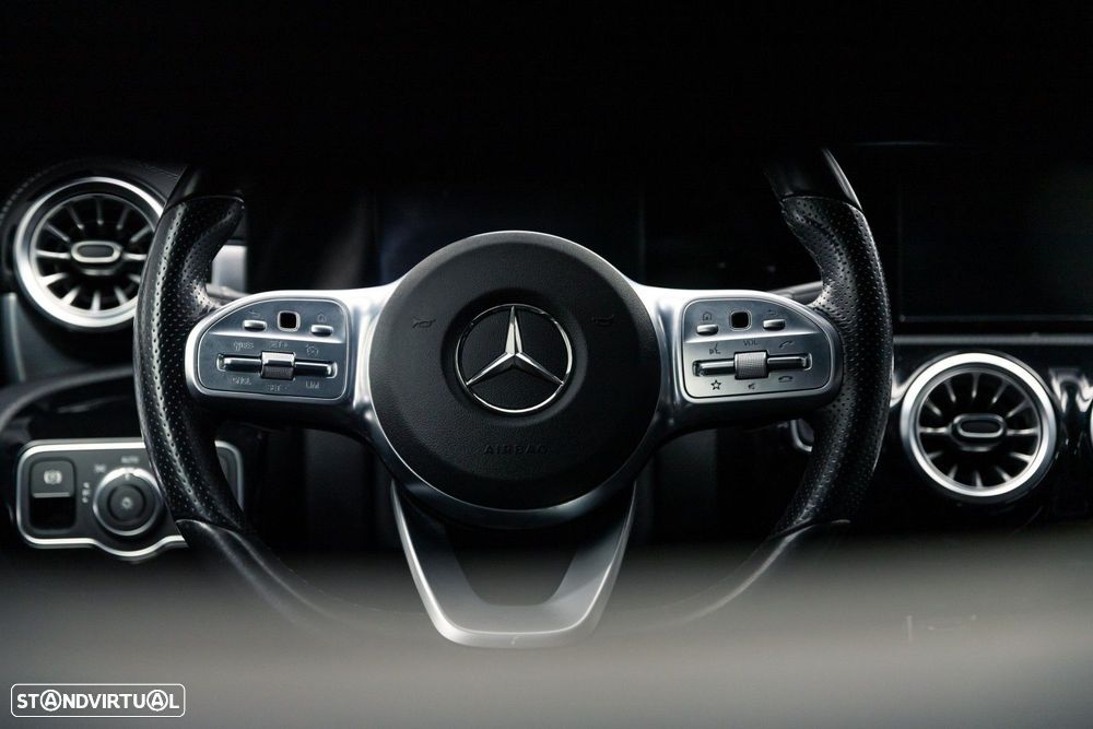 Mercedes-Benz A 250 e AMG Line - 25