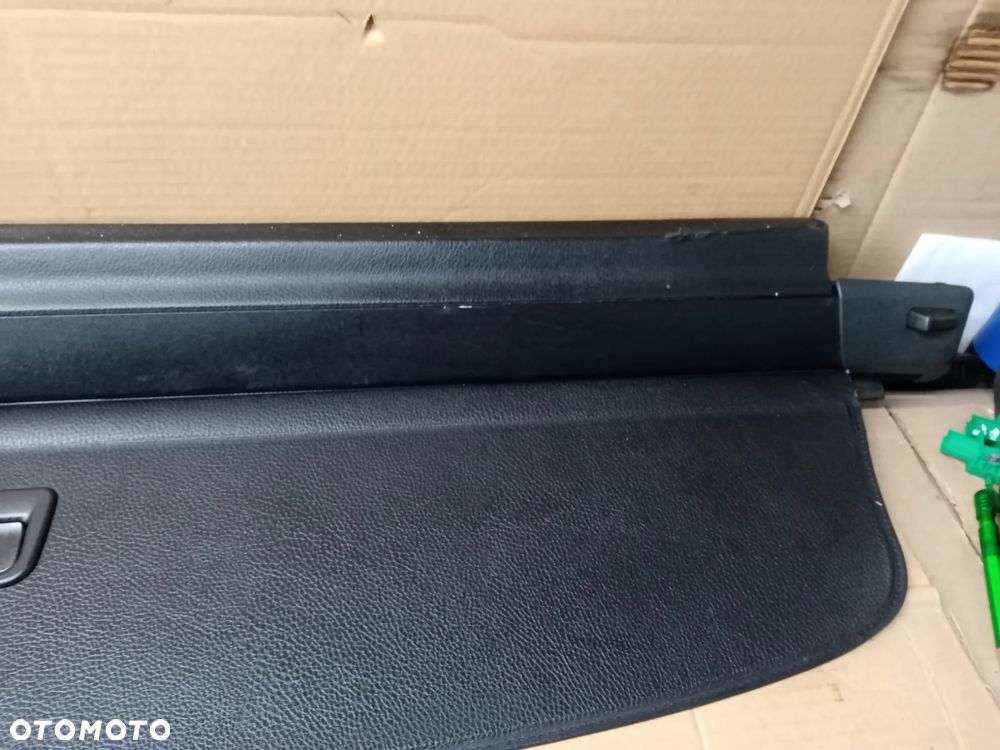 Roleta bagażnika czarna VW Passat B6 Kombi - 3