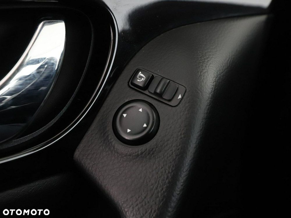 Nissan Qashqai 1.6 dCi 360 S&S - 34