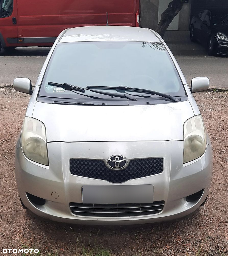 Toyota Yaris - 5