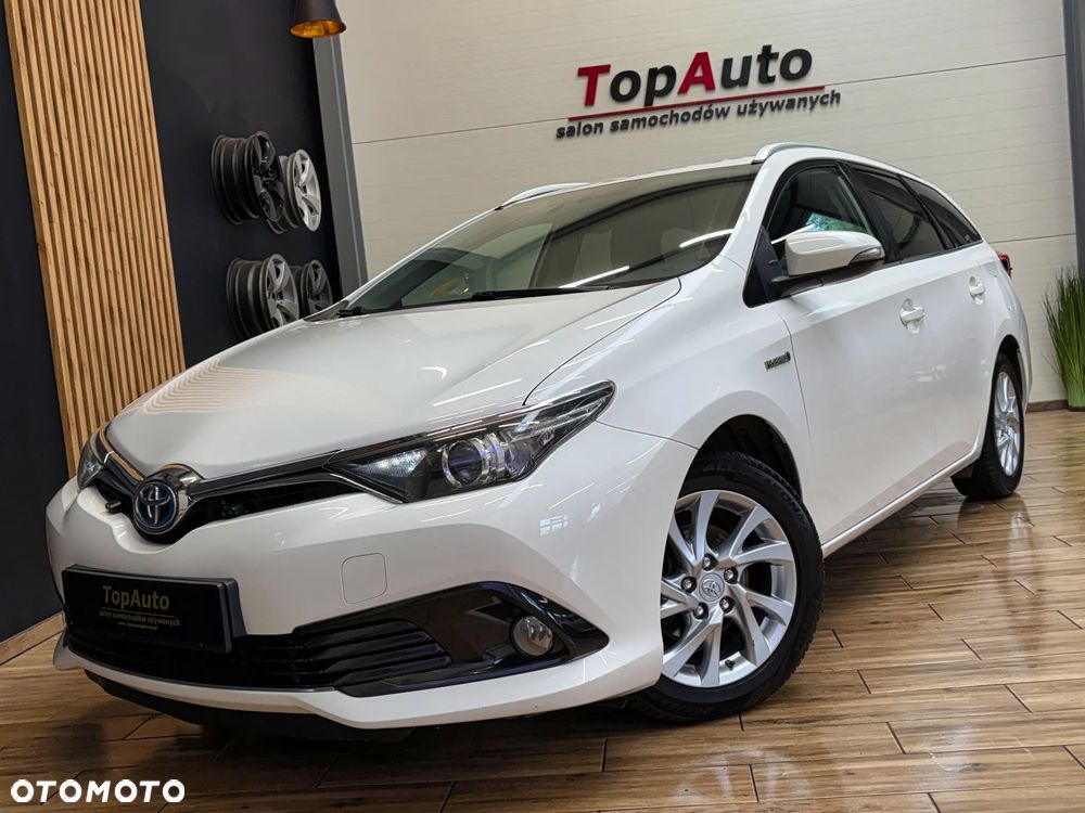 Toyota Auris 1.8 HSD Prestige - 15