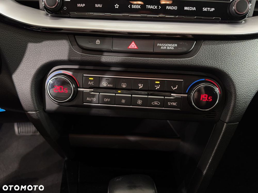 Kia XCeed - 22