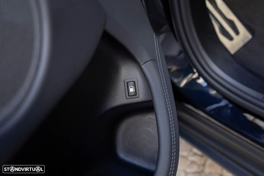 BMW XM 50e - 8