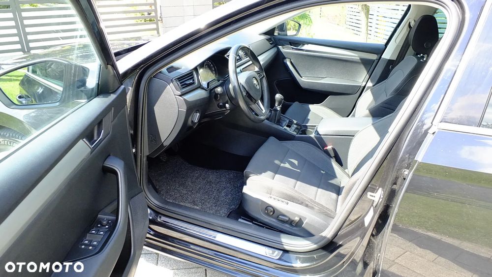 Skoda Superb 2.0 TDI Ambition - 6