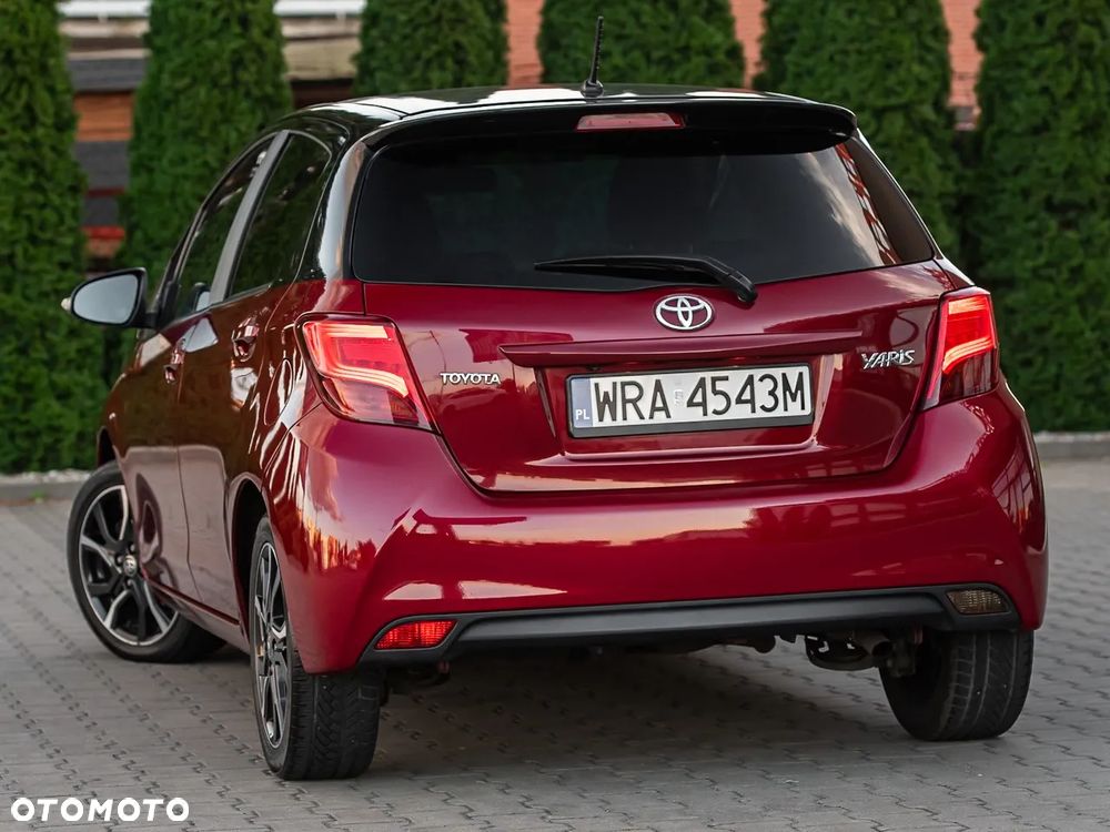 Toyota Yaris 1.33 Selection Platinum - 8