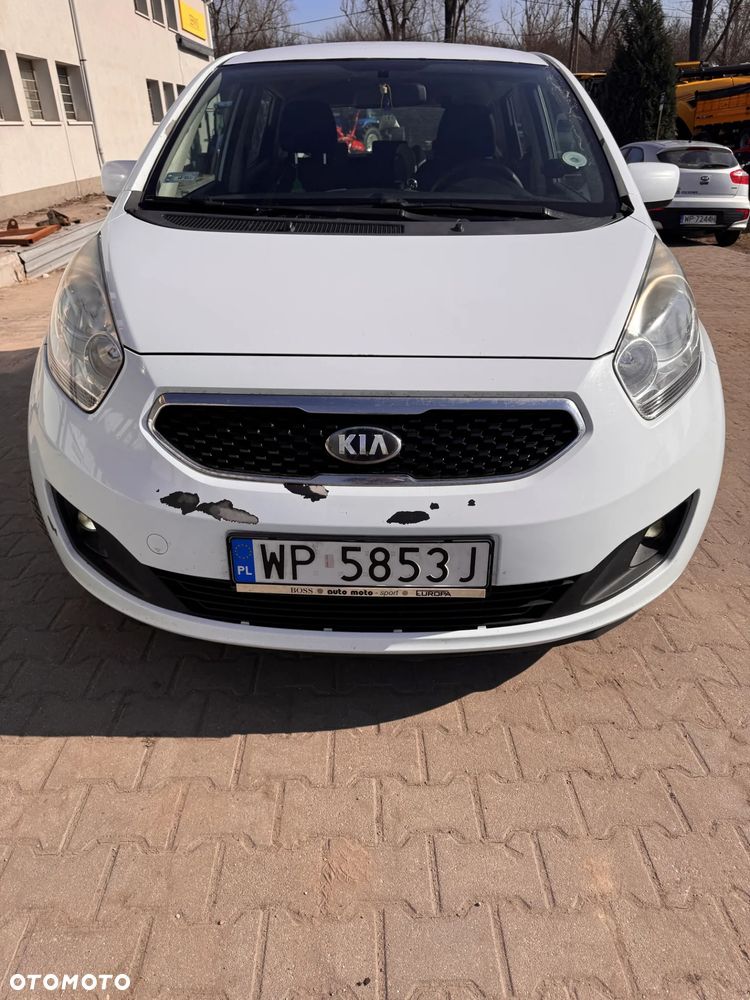 Kia Venga - 5