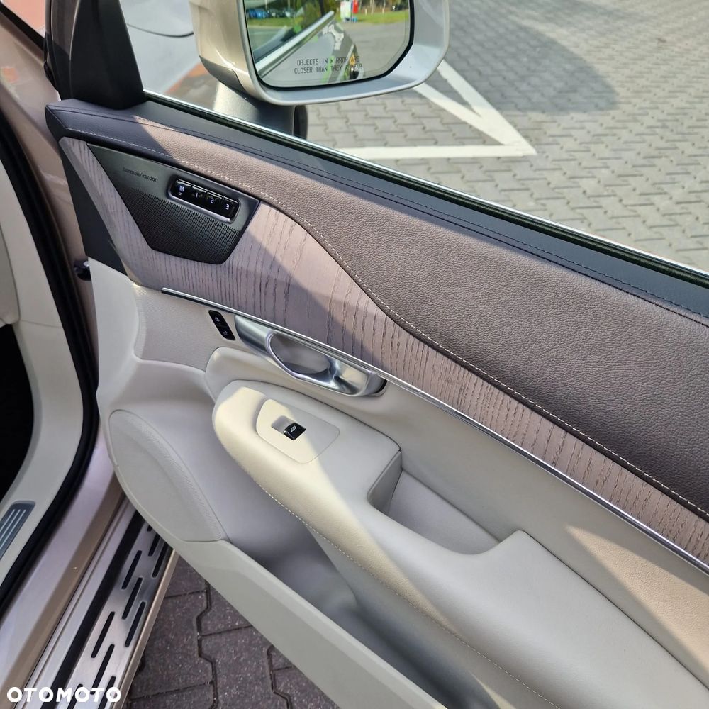 Volvo XC 90 - 10